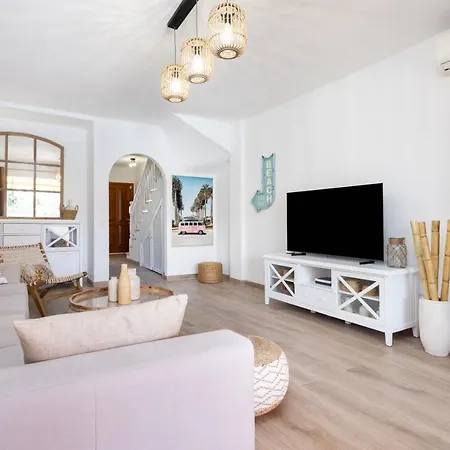 Design House 150m From Vistas * Playa de las Americas (Tenerife)