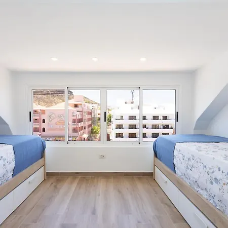 Design House 150m From Vistas * Playa de las Americas (Tenerife)