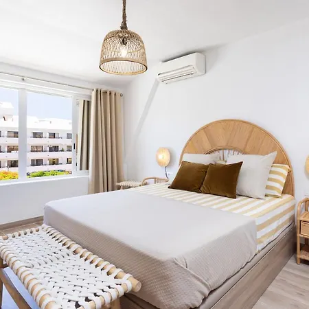 Casa de Férias Design House 150m From Vistas Playa de las Americas (Tenerife)